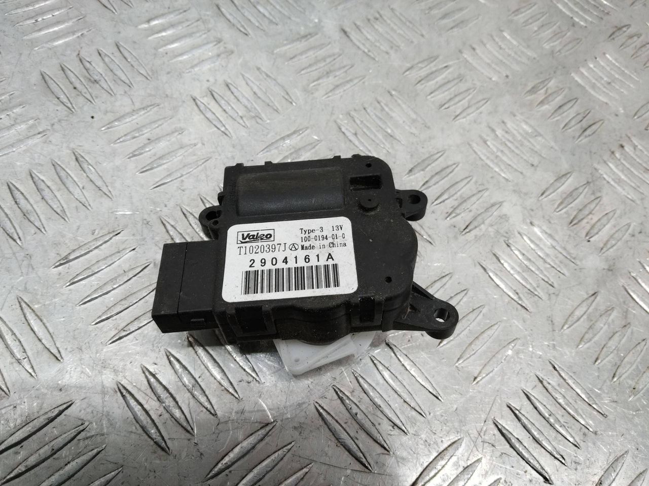 моторчик заслонки печки Renault Trafic 3 поколение 2016, T1020397J
