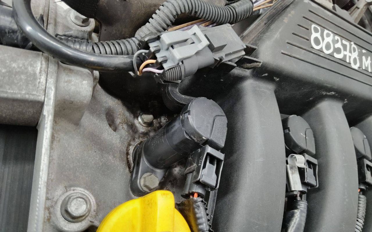 катушка зажигания Renault Megane 1 поколение [рестайлинг] 2001, 1.4 л., бензин, МКПП, 7700875000