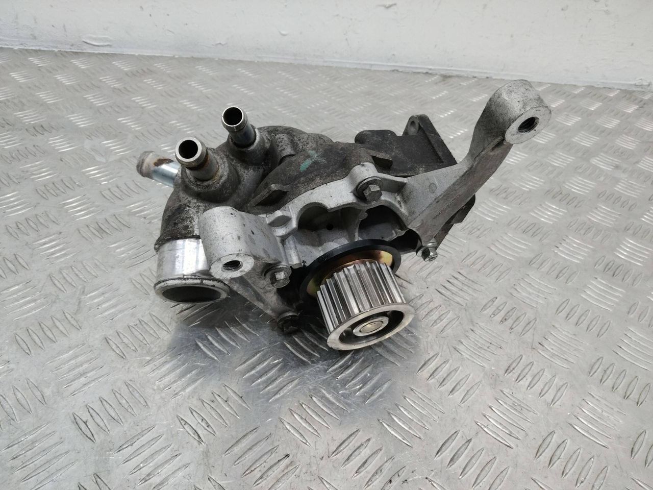 помпа Jeep Cherokee KJ 2007, 2.8 л., дизель