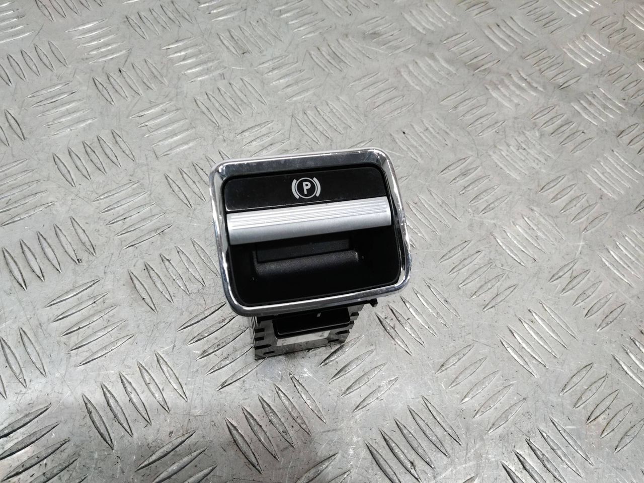 кнопка ручного тормоза (ручника) Mercedes-Benz S-Класс W221 2008, 2215401445
