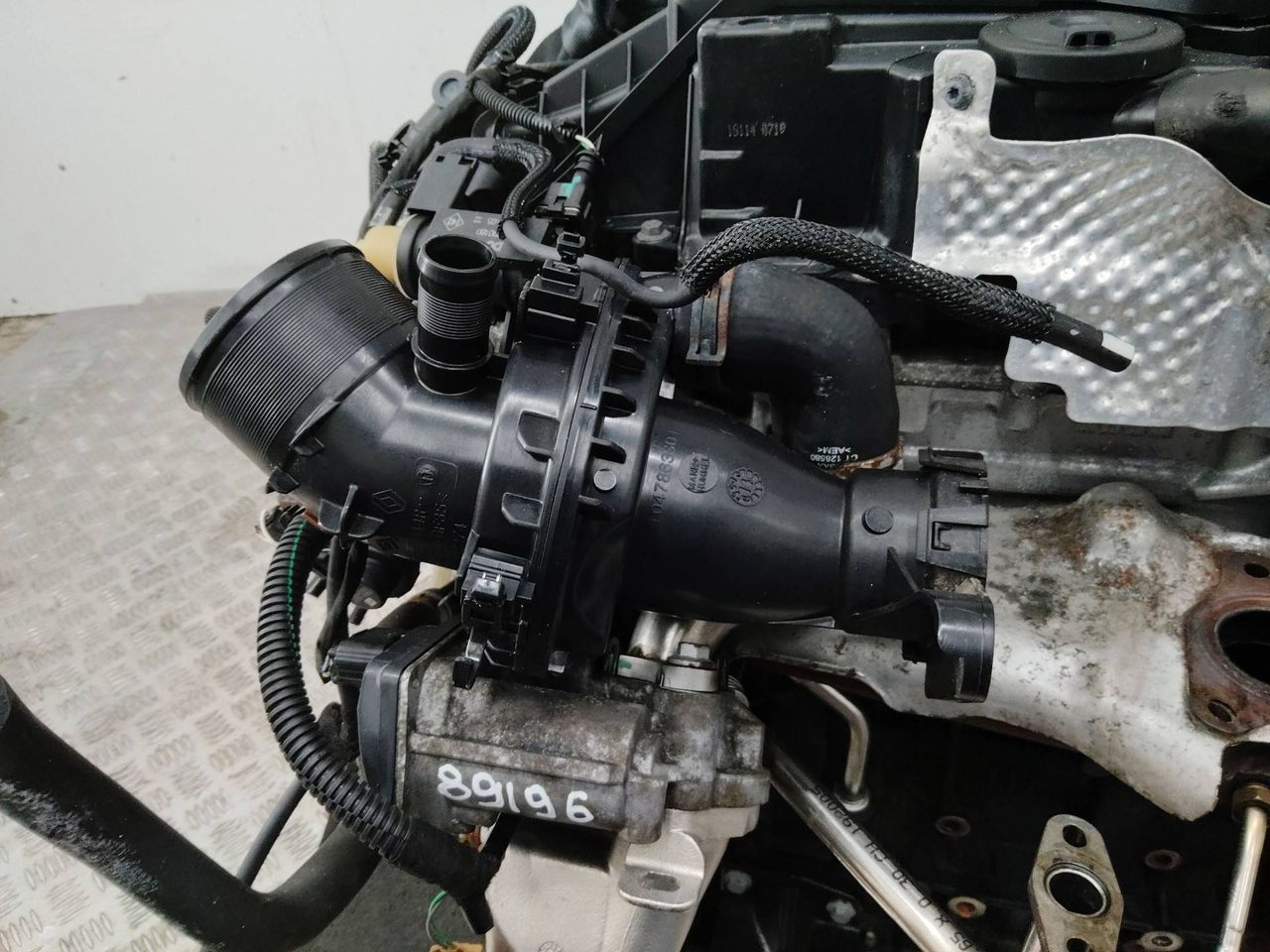 патрубок интеркулера Renault Trafic 3 поколение 2015, 1.6 л., дизель, МКПП, 165761844R