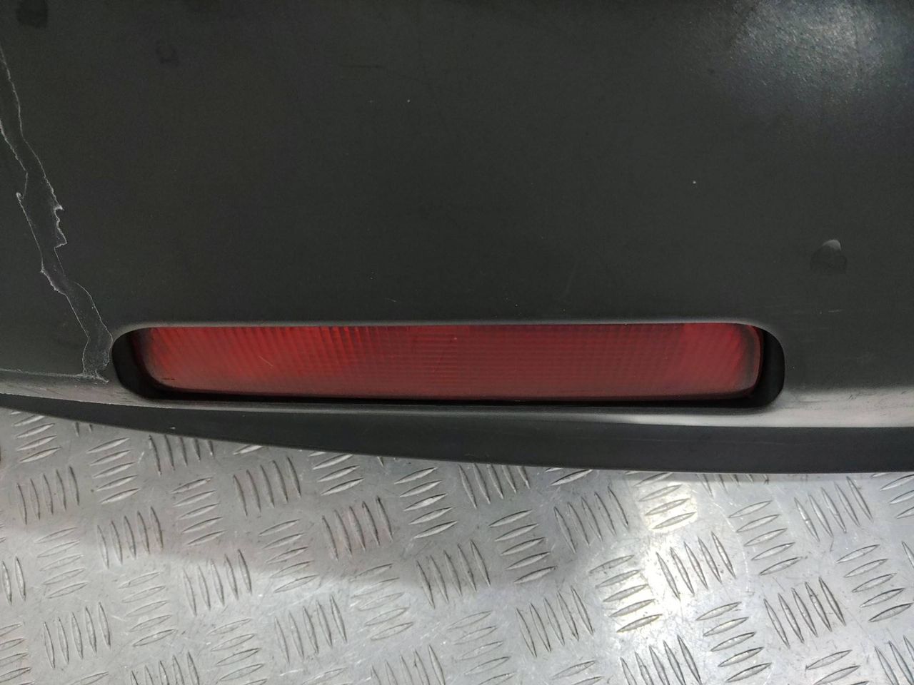 фонарь противотуманный центральный Nissan Qashqai+2 J10 2009, 26580JD00B, 00954000