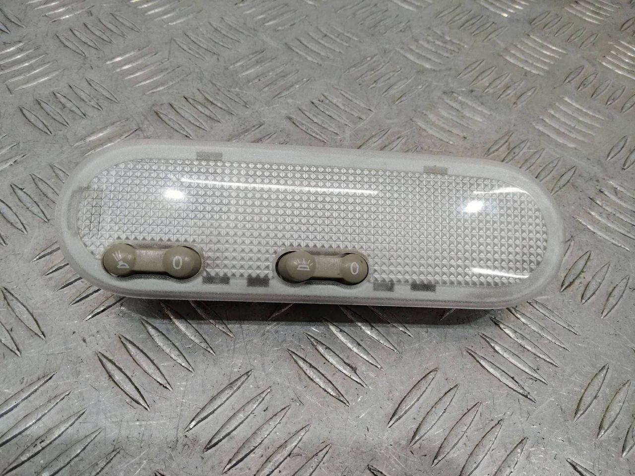 фонарь салона (плафон) Renault Lodgy 2014, 8200439423