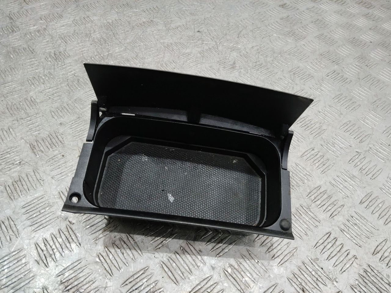 подстаканник Mercedes-Benz S-Класс W221 2008, A2216802650