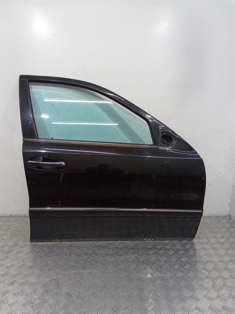 дверь передняя правая Mercedes-Benz E-Класс W211/S211 2004, седан