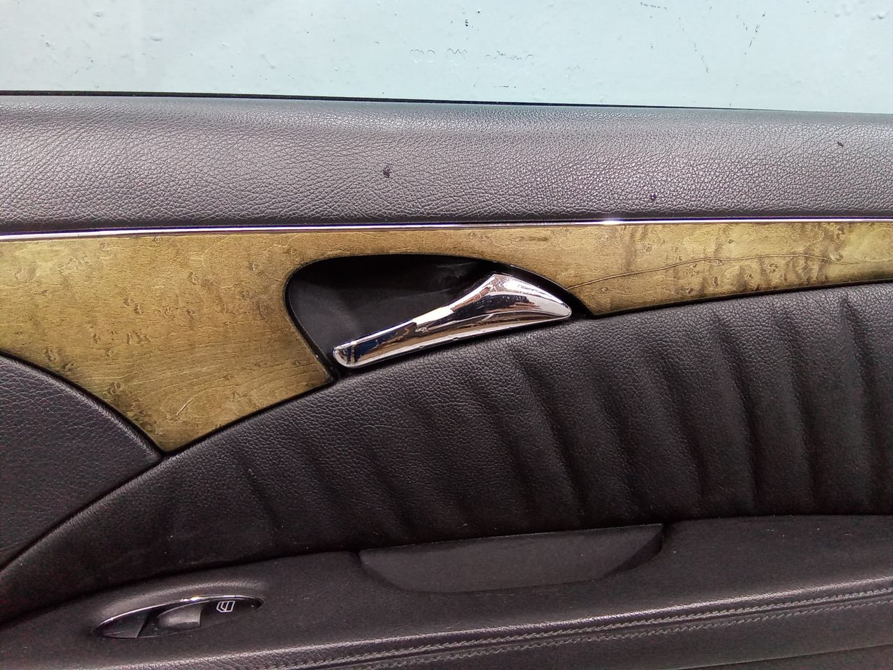 ручка внутренняя передняя правая Mercedes-Benz E-Класс W211/S211 2004, седан