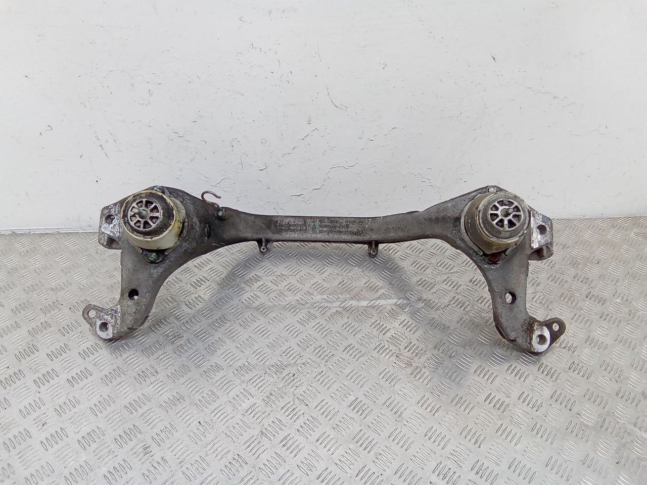 балка подвески передняя (подрамник) Volkswagen Touareg 1 поколение 2006, 7L6199207