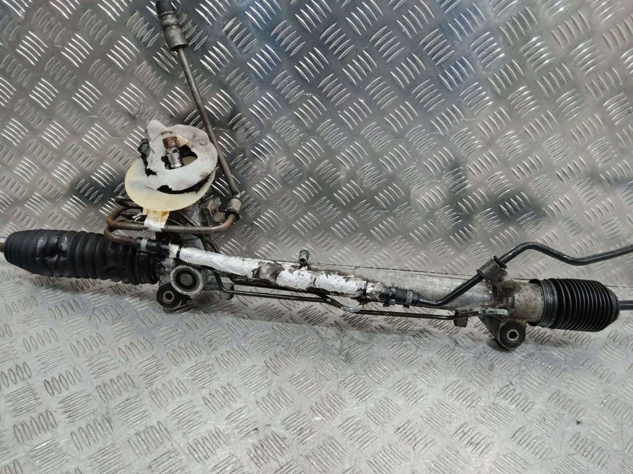 рулевая рейка Ford Fiesta 5 поколение 2001, 2S6C-3200-KL