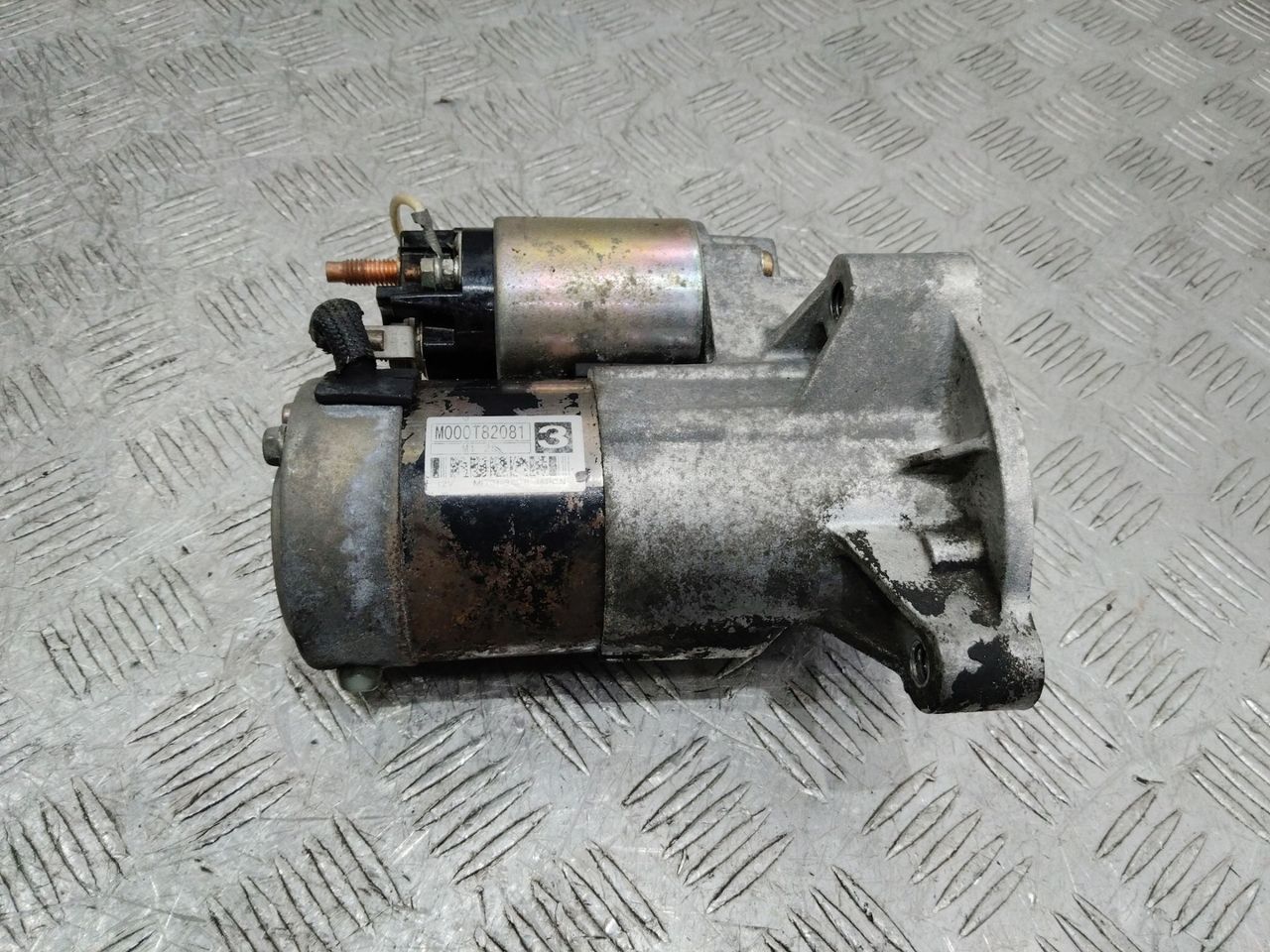 стартер Peugeot 307 1 поколение 2002, 2.0 л., RLZ (EW10D), бензин, АКПП, M000T82081