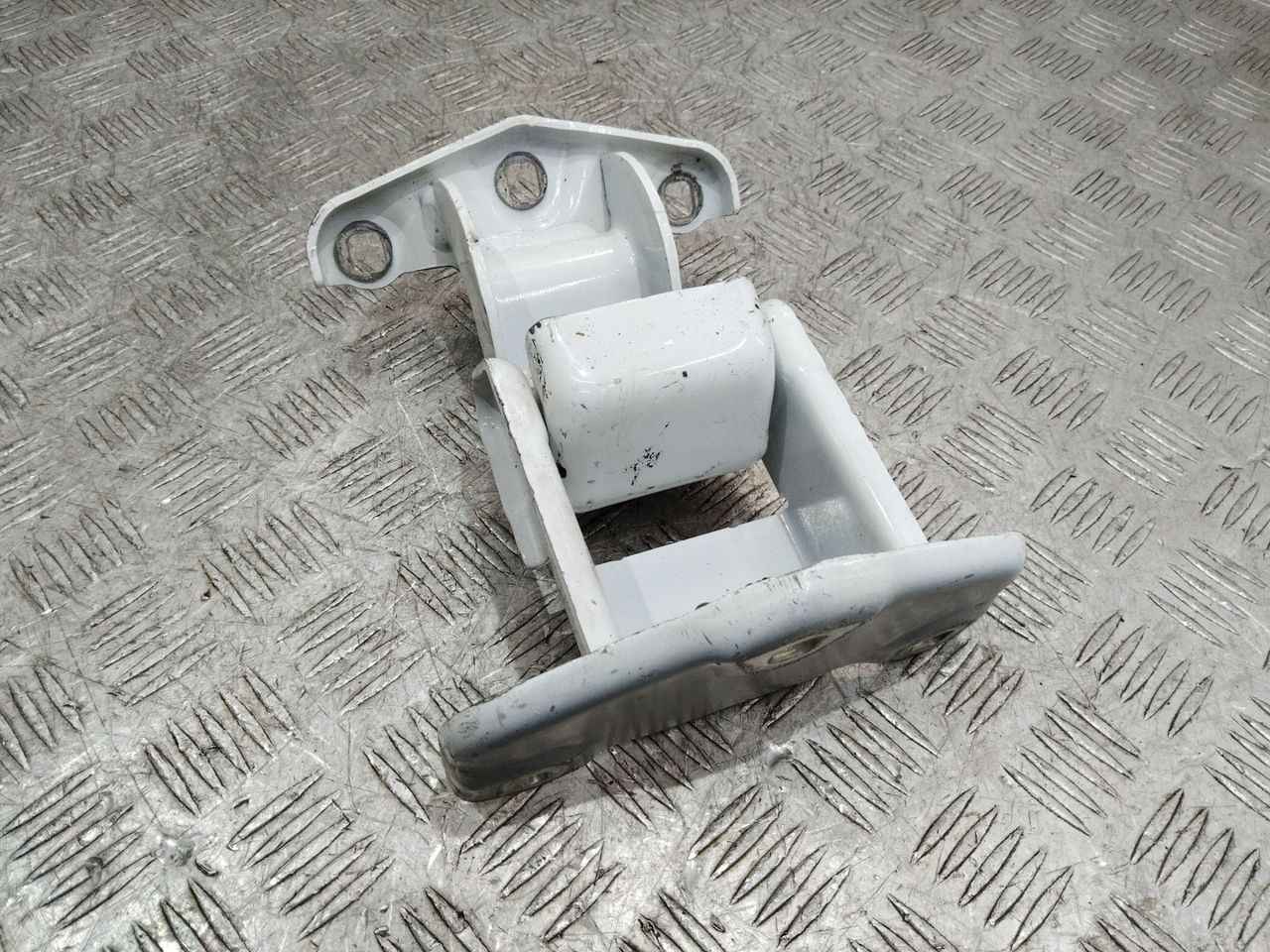 петля двери Renault Trafic 3 поколение 2015, 844009592R