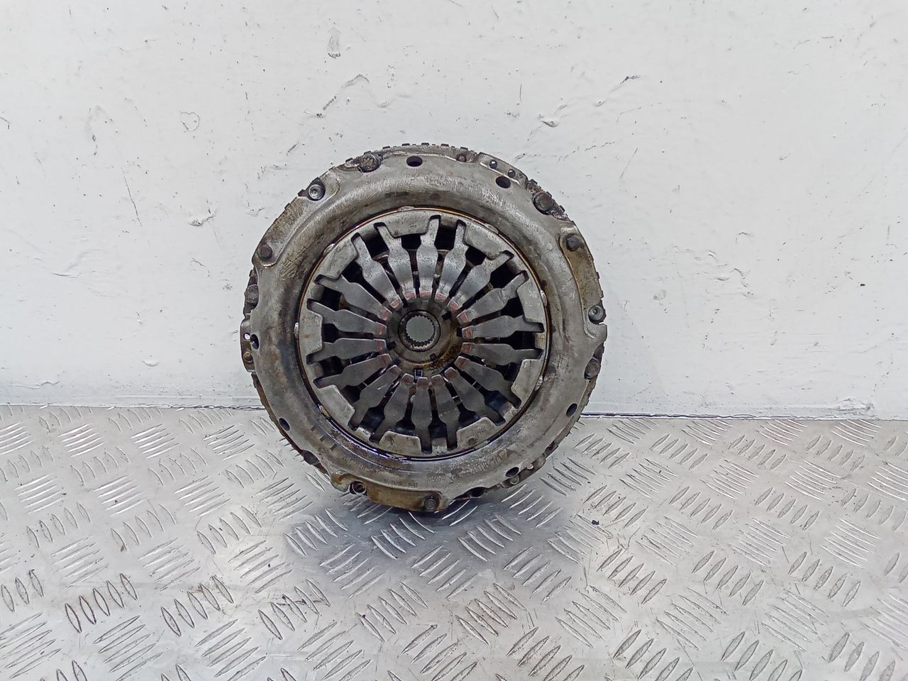 комплект сцепления Renault Megane 2 поколение 2003, 1.6 л., бензин, 8200187171