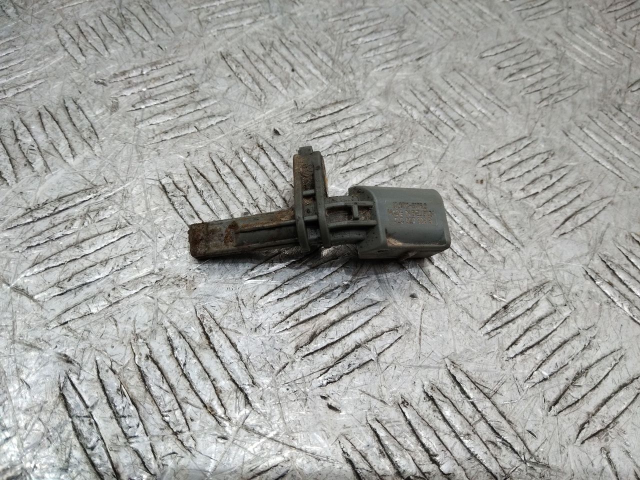 датчик ABS Audi Q7 4L 2006, 7L0927808B