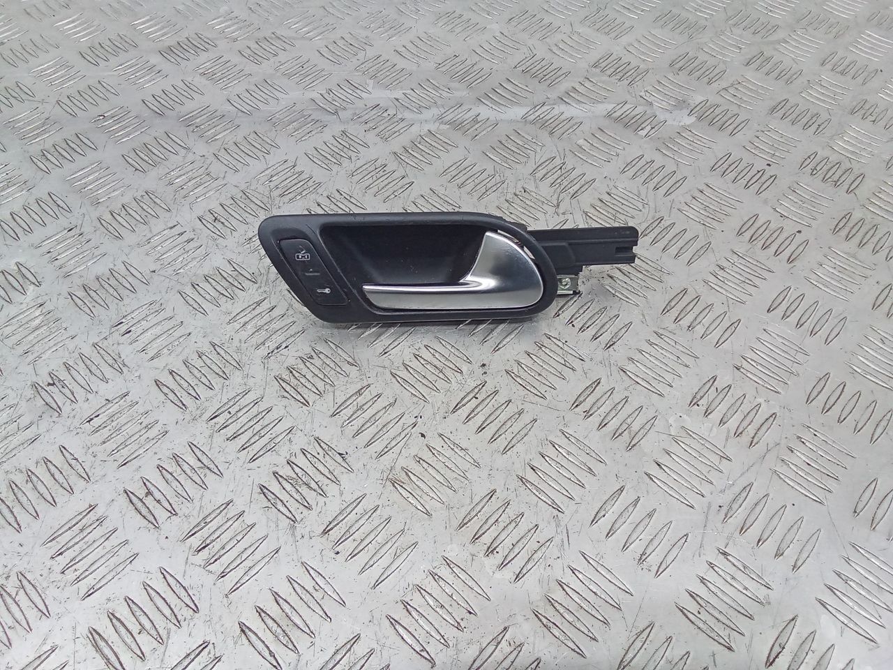 ручка внутренняя Volkswagen Jetta 5 поколение 2005, 1K2837114
