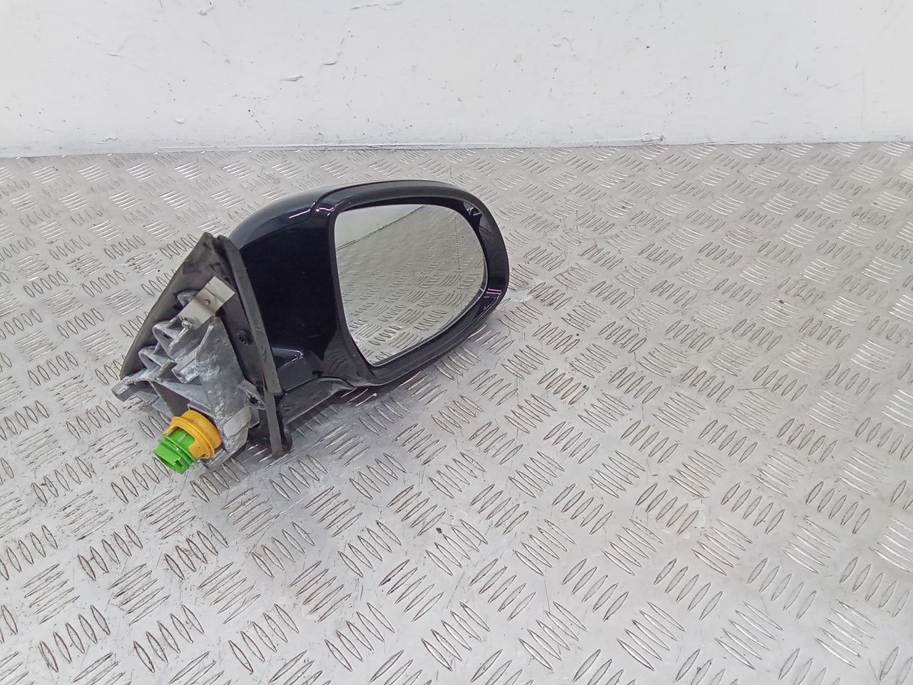 зеркало наружное правое BMW X5 F15 2015, 698002