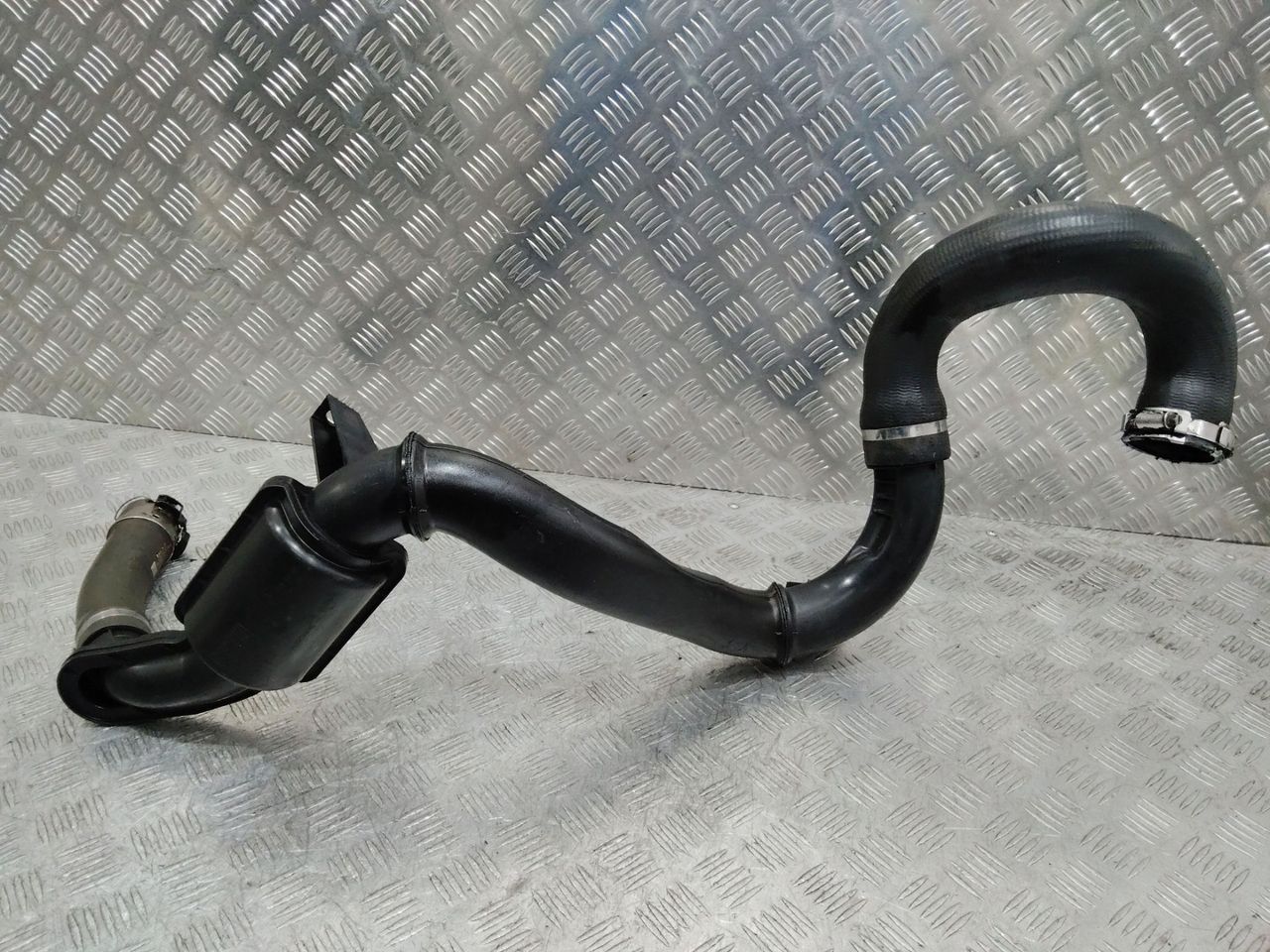 патрубок интеркулера Renault Master 3 поколение 2013, 8200760909