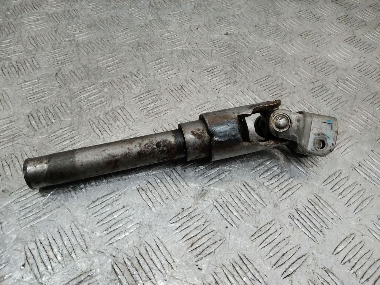 рулевой карданчик Peugeot 206 1 поколение 2003
