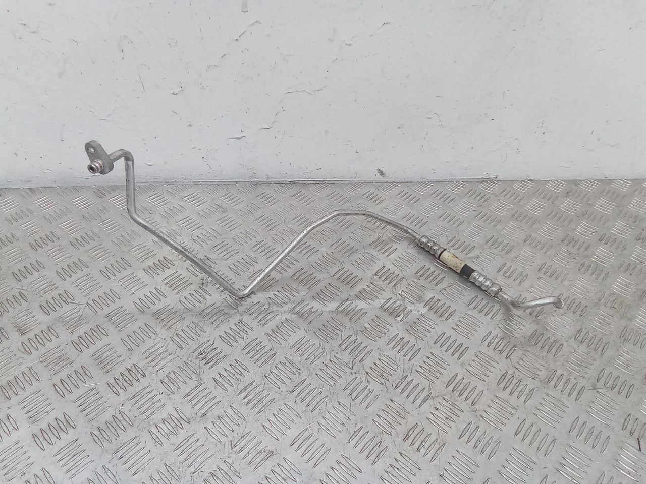 трубка кондиционера Renault Scenic 2 поколение 2003, 8200030220E