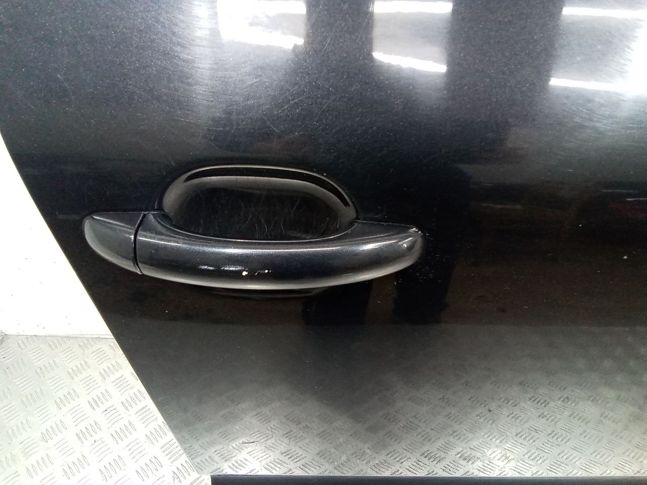 ручка наружная Volkswagen Touareg 1 поколение 2004