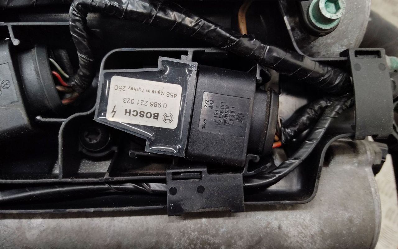 катушка зажигания Volkswagen Golf 4 поколение 2002, 1.6 л., AZD, бензин, МКПП, 0986221023