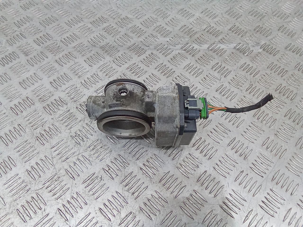 заслонка дроссельная Renault Megane 2 поколение 2003, 1.4 л., бензин, 408239822001