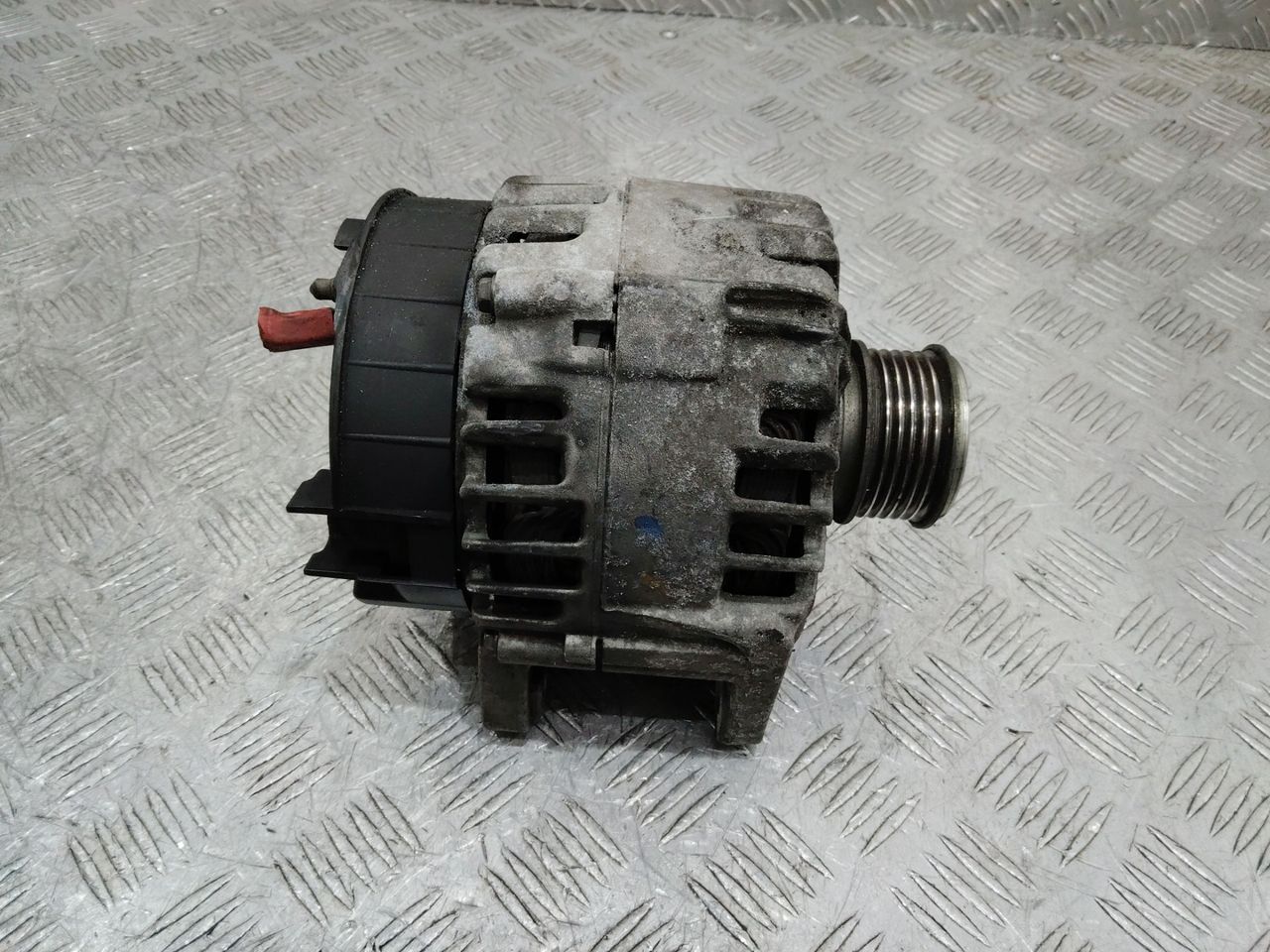 генератор Renault Megane 3 поколение 2010, 1.5 л., K9K J 836, дизель, МКПП, 231000026R