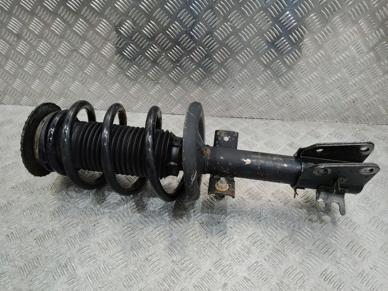 амортизатор подвески Renault Master 3 поколение (2010 - 2014), 543029774R