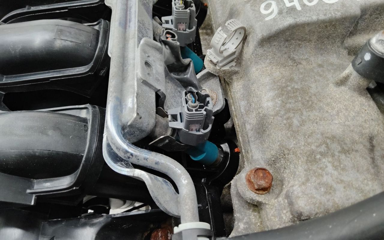 форсунка Mazda 2 1 поколение [рестайлинг] 2007, 1.3 л., ZJ-VE, бензин