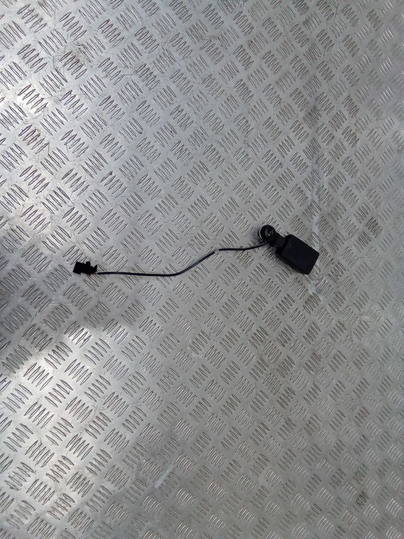 замок ремня безопасности Mercedes-Benz GL-Класс X166 2014, A1668602369