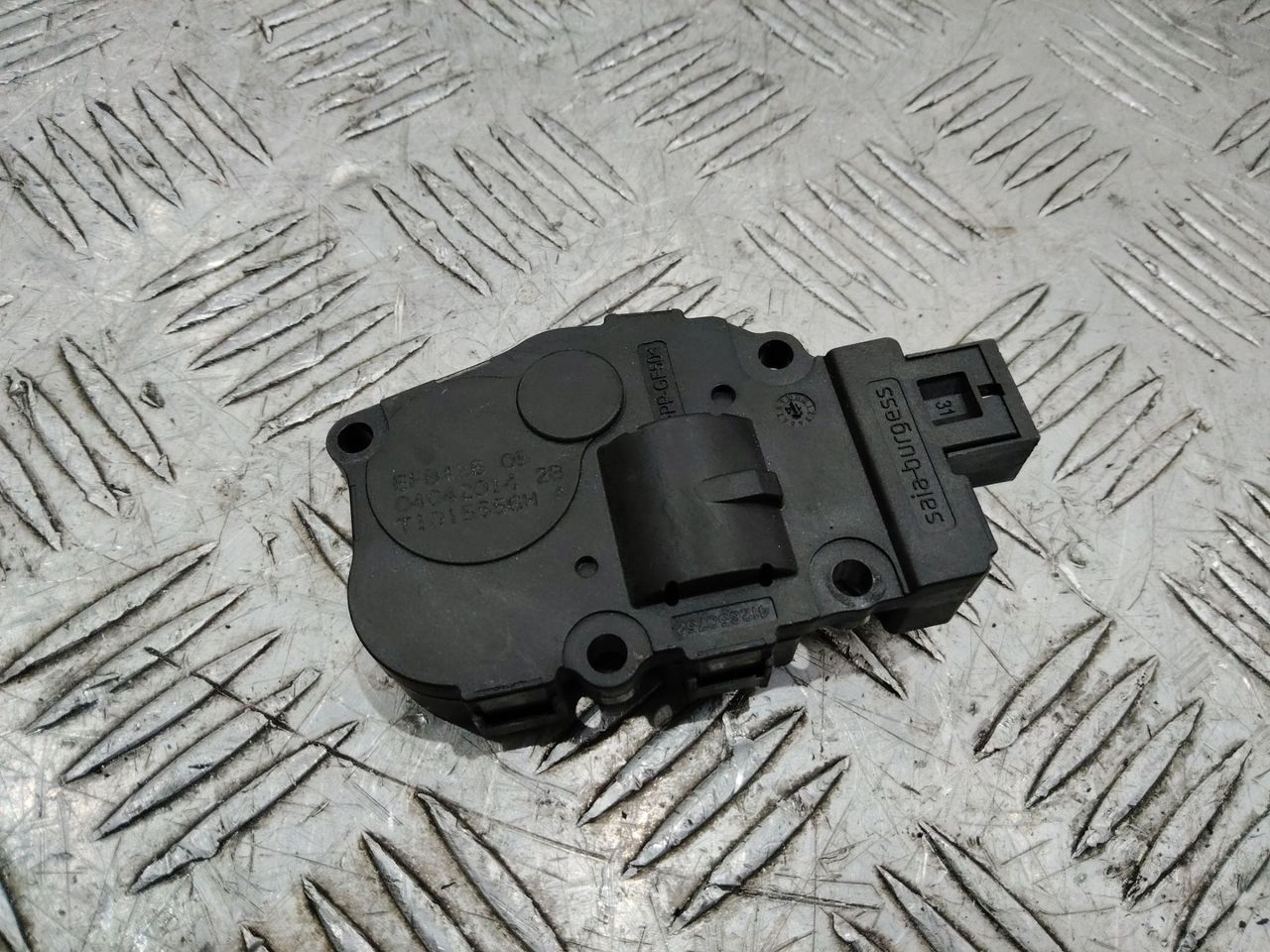 моторчик заслонки печки Mercedes-Benz GL-Класс X166 2014, 410475522