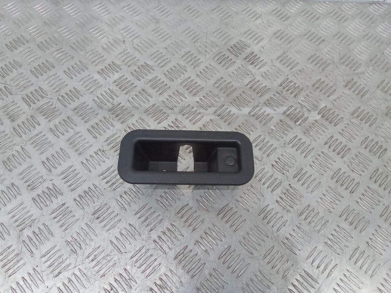 пластик Mercedes-Benz GL-Класс X166 2014, A1669242837