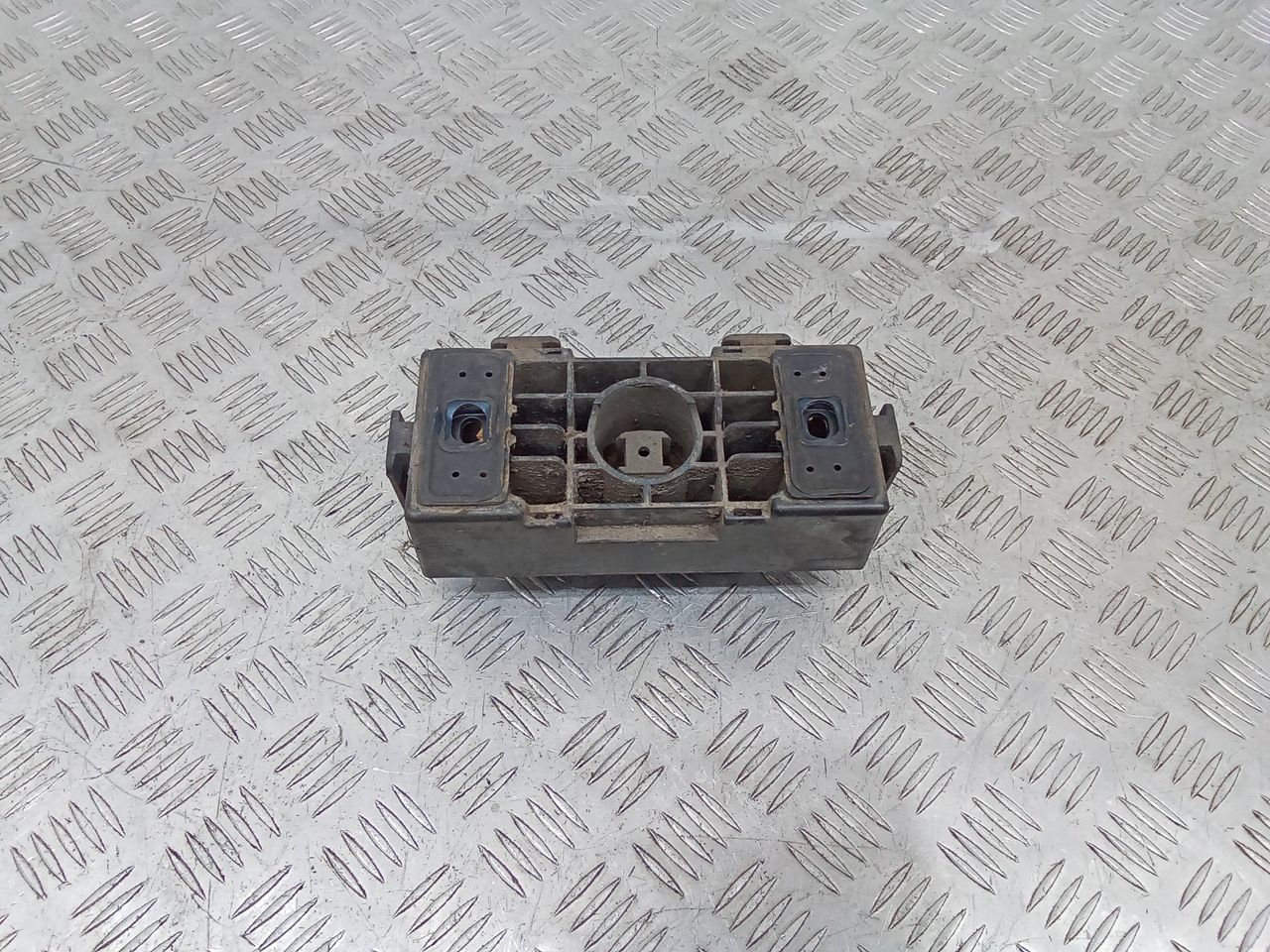 опора под домкрат (поддомкратная подушка) Mercedes-Benz GL-Класс X166 2014, A2046920028, A1666900134