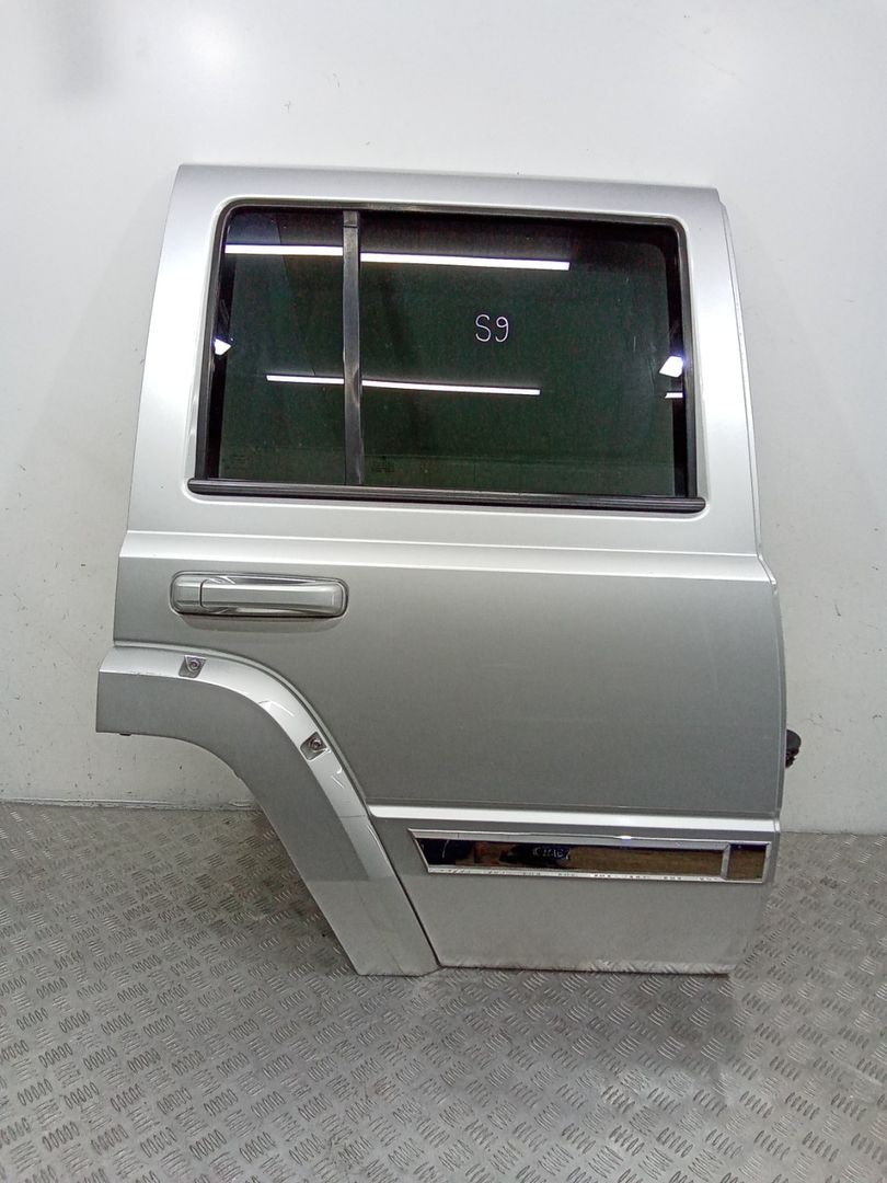 дверь задняя правая Jeep Commander 1 поколение 2006, 3.0 л., дизель