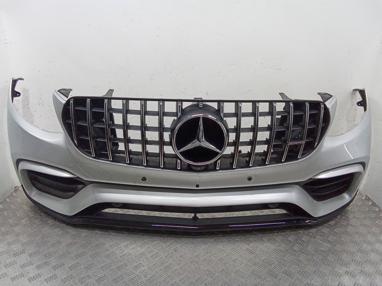 бампер передний Mercedes-Benz GLC-Класс X253/C253 2018, A2538854202