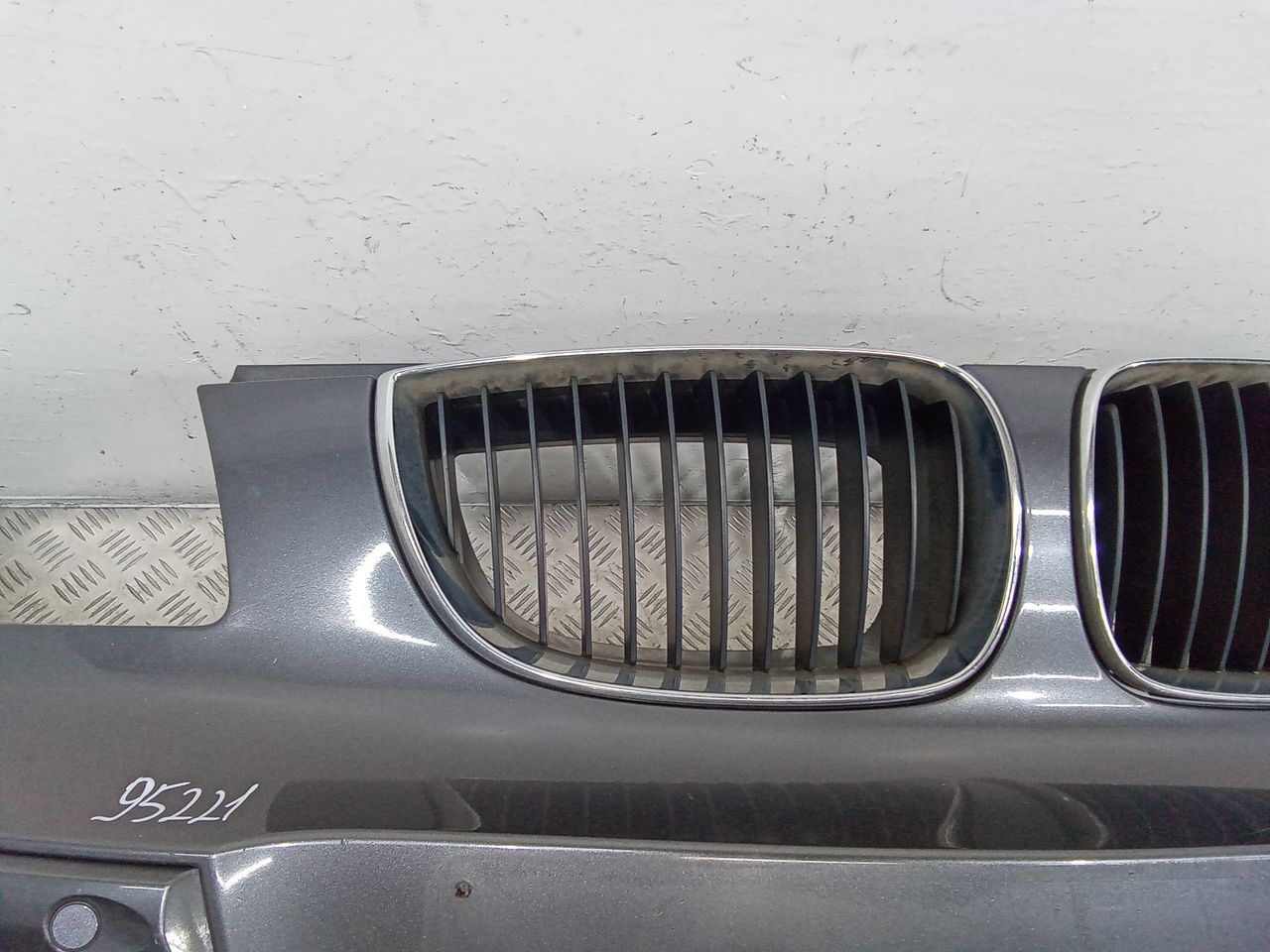 решетка радиатора BMW 1 серия E81/E82/E87/E88 2006, 511370771309