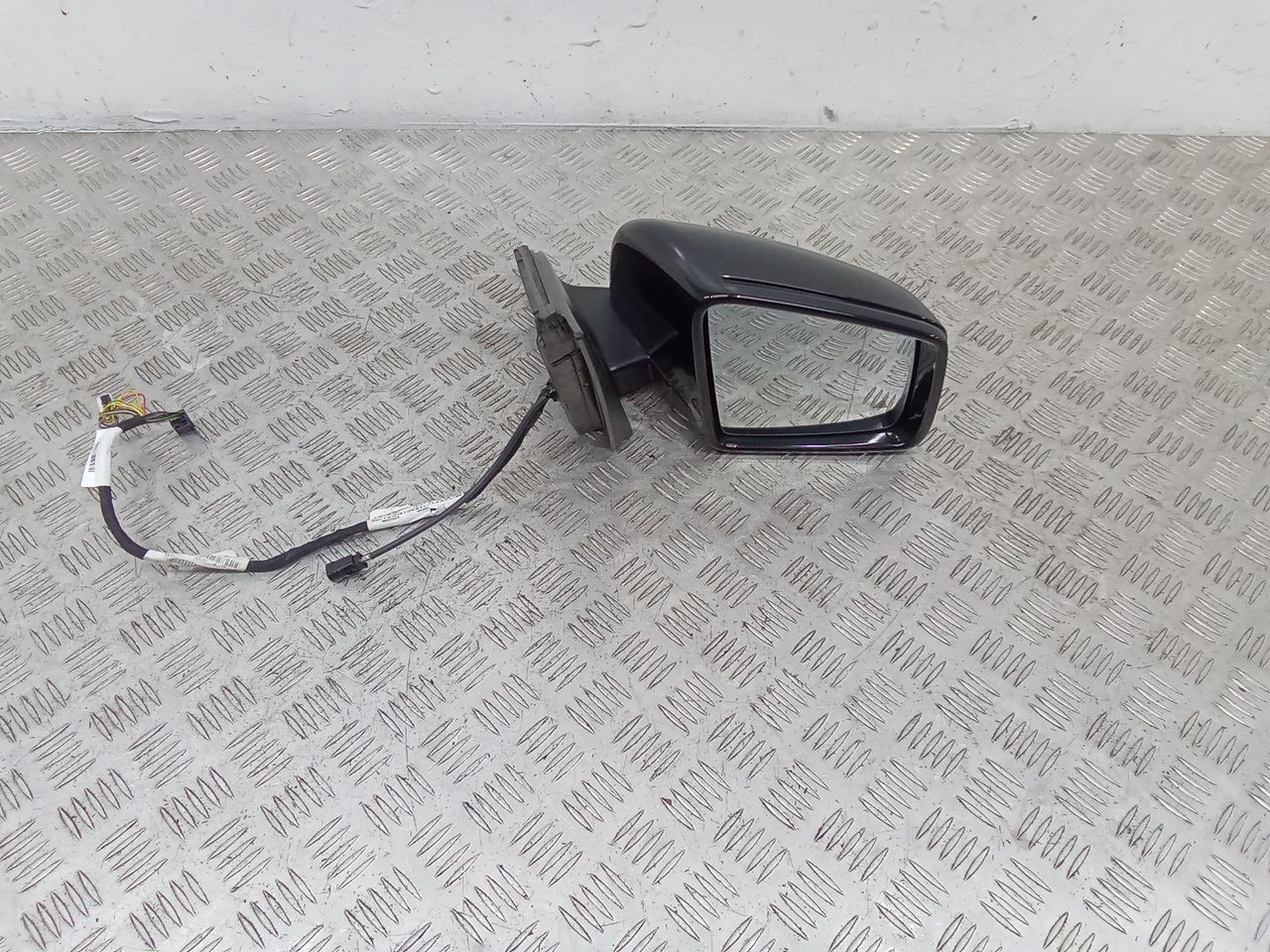 зеркало наружное правое Mercedes-Benz GL-Класс X166 2014, A1668106416