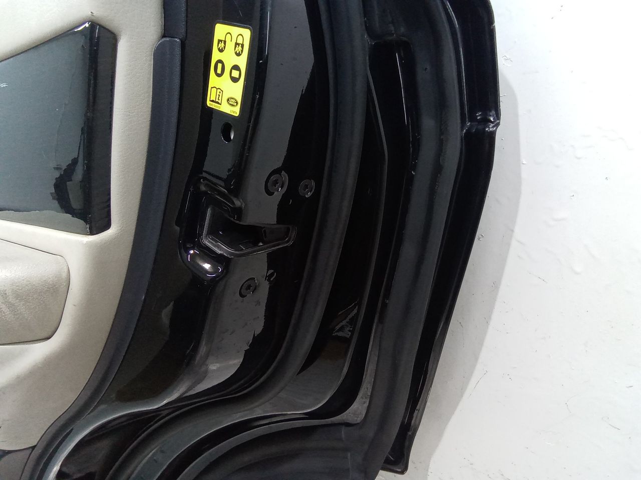 замок двери задней правой Land Rover Range Rover Sport 1 поколение 2006