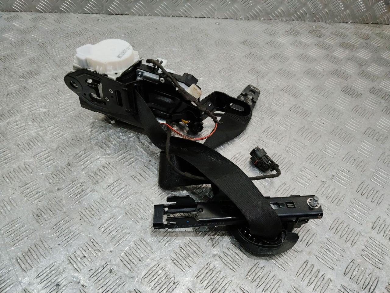 ремень безопасности Mercedes-Benz E-Класс W213/S213/C238/A238 2017, 34175226H