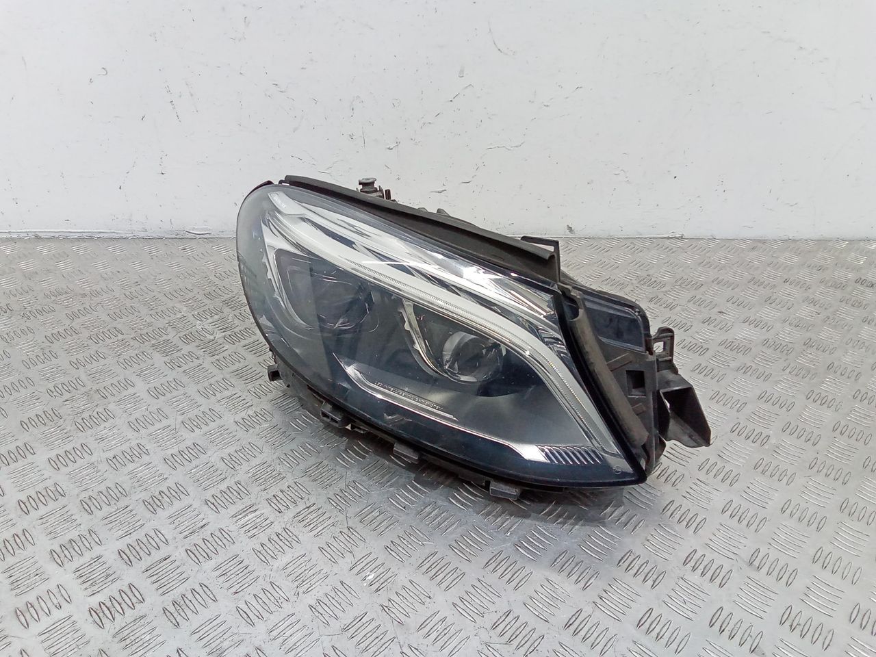 фара правая Mercedes-Benz GLE W166 2018, A1669064203