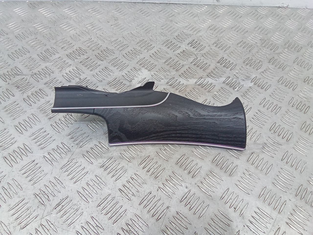 накладка декоративная Mercedes-Benz E-Класс W213/S213/C238/A238 2017, седан, A2136809600