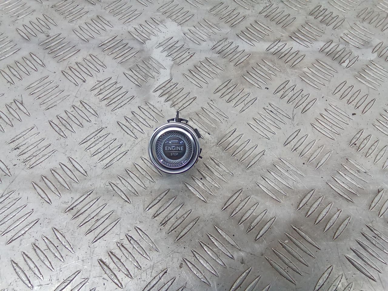 кнопка запуска двигателя Mercedes-Benz E-Класс W213/S213/C238/A238 2017, седан, A2139055500