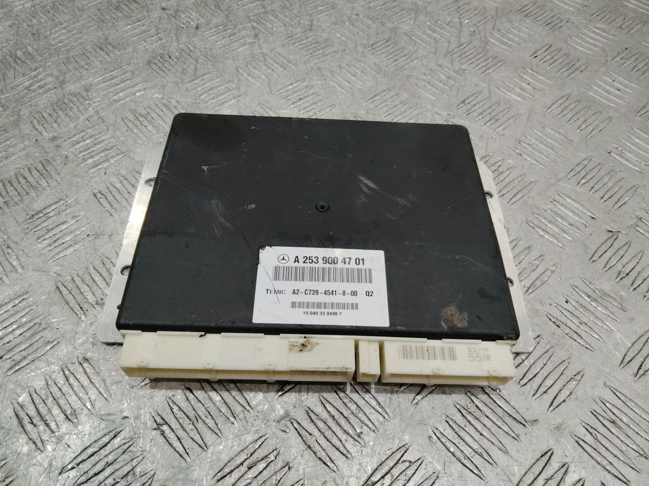 блок управления подвеской Mercedes-Benz GLC-Класс X253/C253 2017, A2539004701