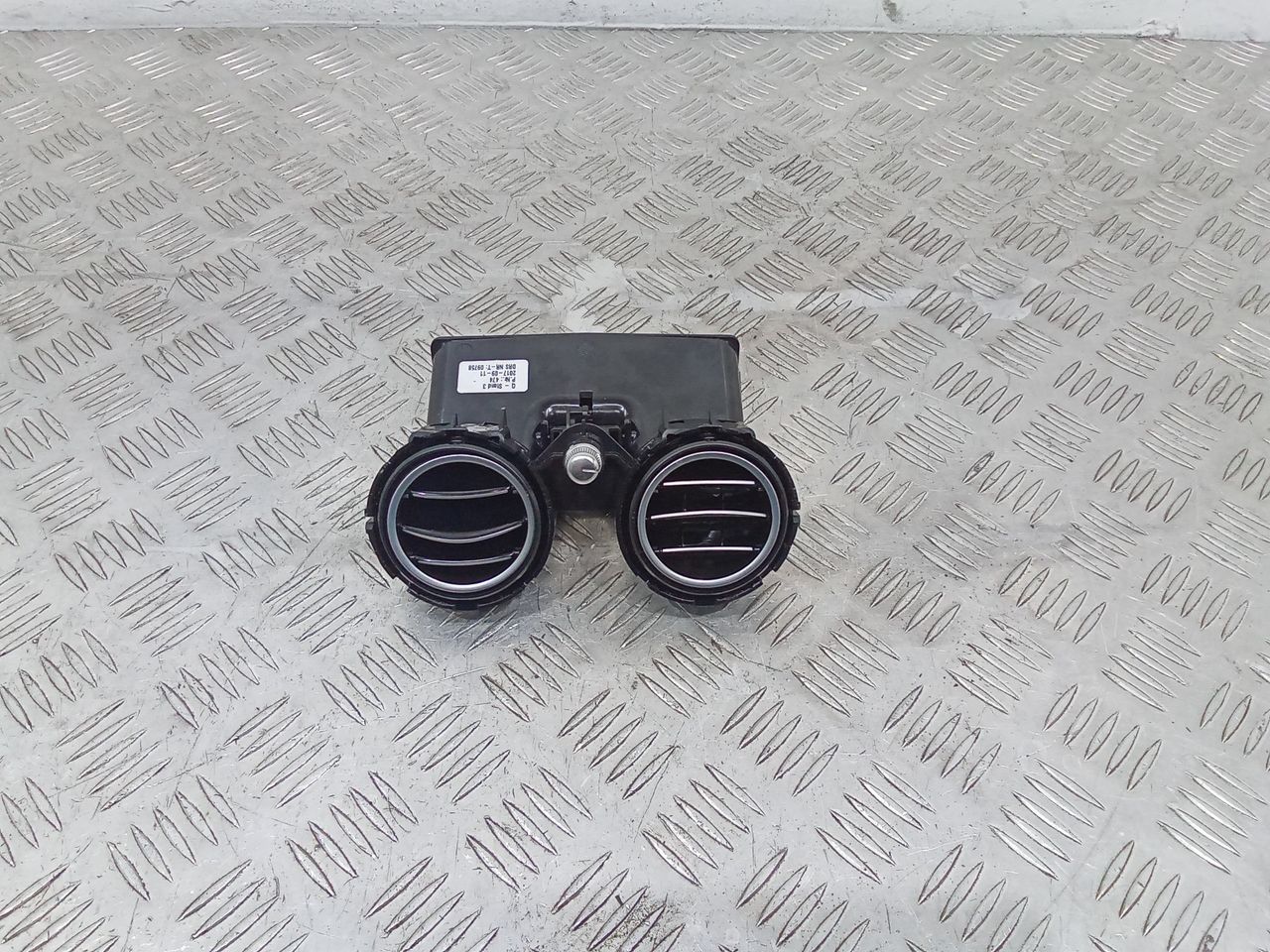 дефлектор обдува салона Mercedes-Benz E-Класс W213/S213/C238/A238 2017, A2138309501