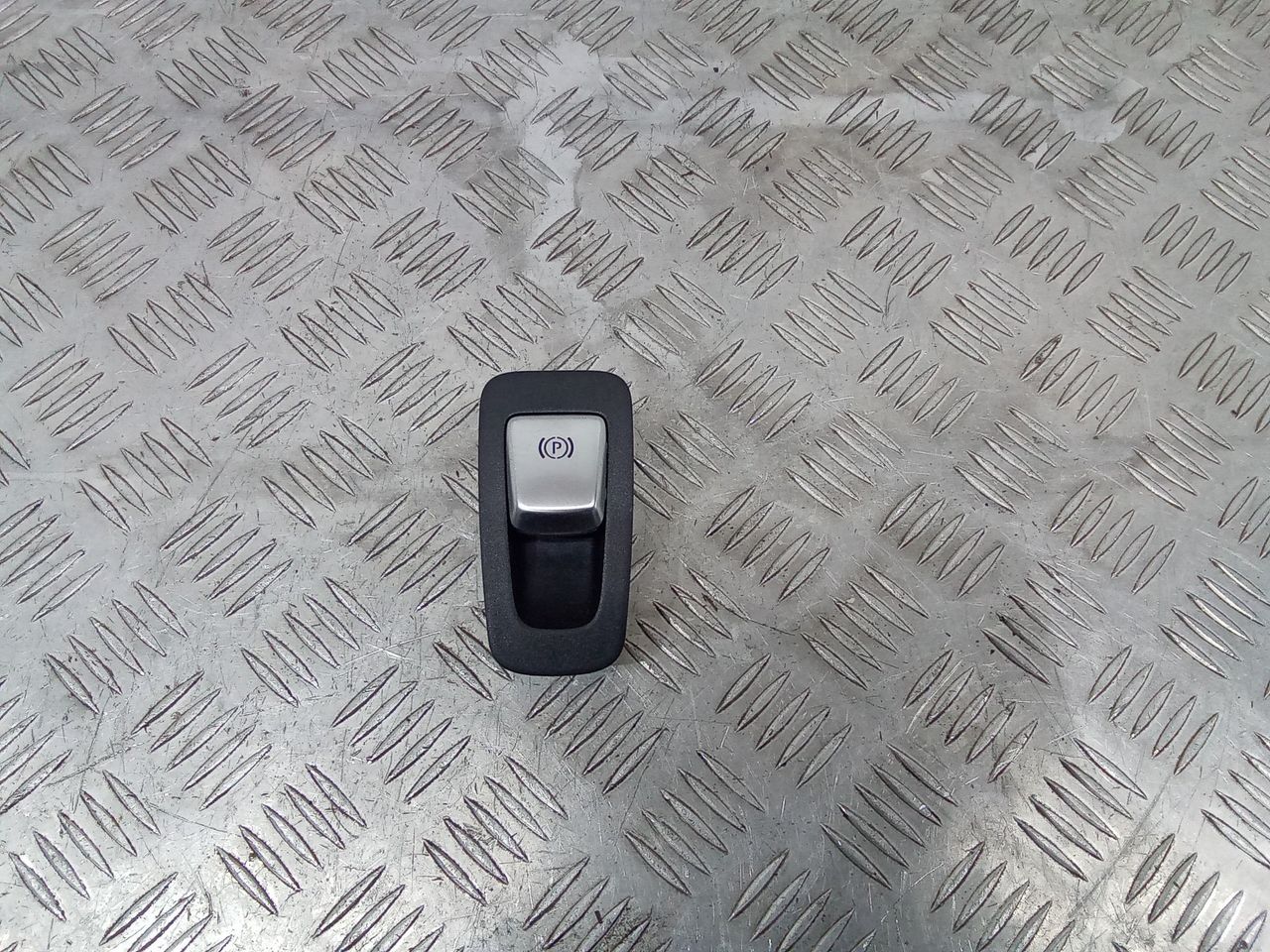 кнопка ручного тормоза (ручника) Mercedes-Benz E-Класс W213/S213/C238/A238 2017, A2139053803