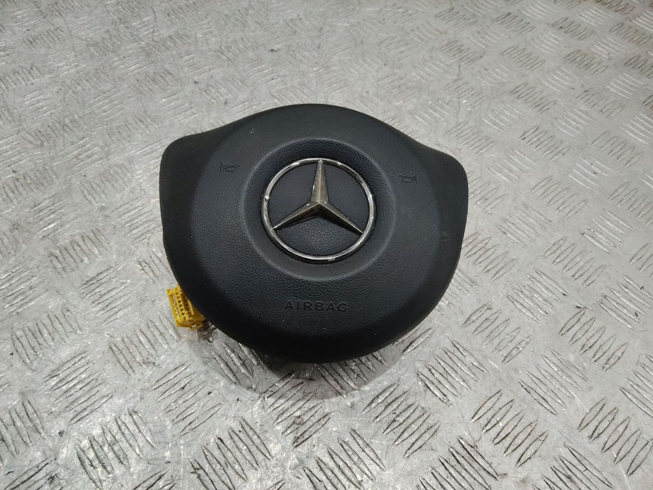 подушка безопасности водителя Mercedes-Benz GLC-Класс X253/C253 [рестайлинг] 2019, 309742899162