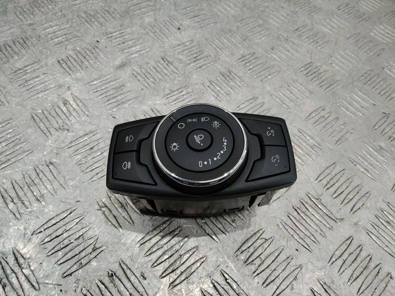 переключатель света Ford Mustang 6 поколение S550 2015, DG9T13D061HDW