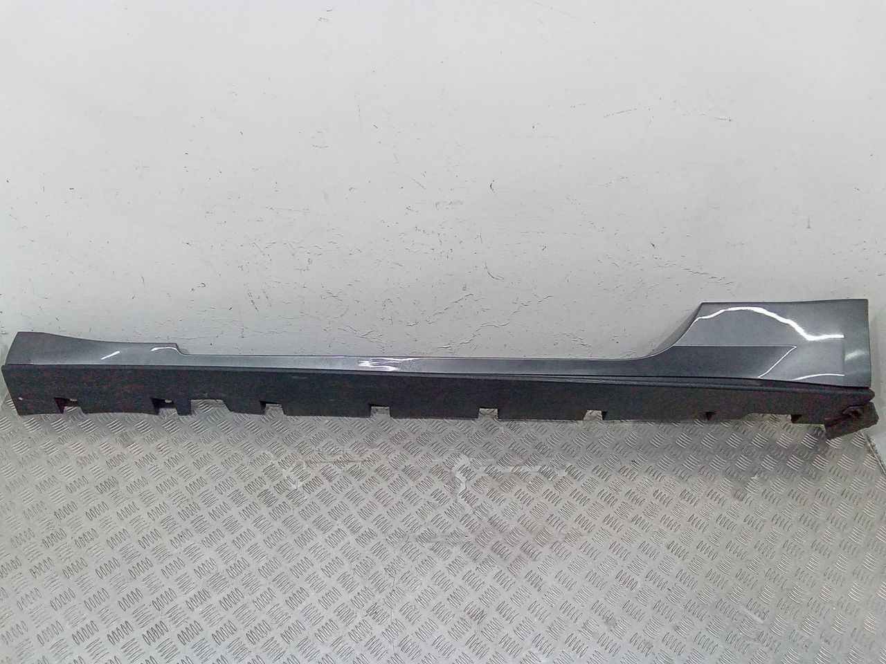 накладка на порог Ford Mustang 6 поколение S550 2015, FR3B6310155