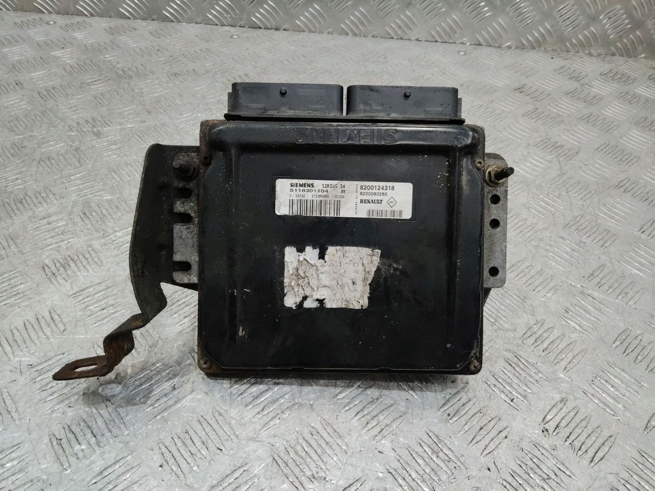 блок управления двигателем Renault Scenic 1 поколение [рестайлинг] 2001, 8200124318