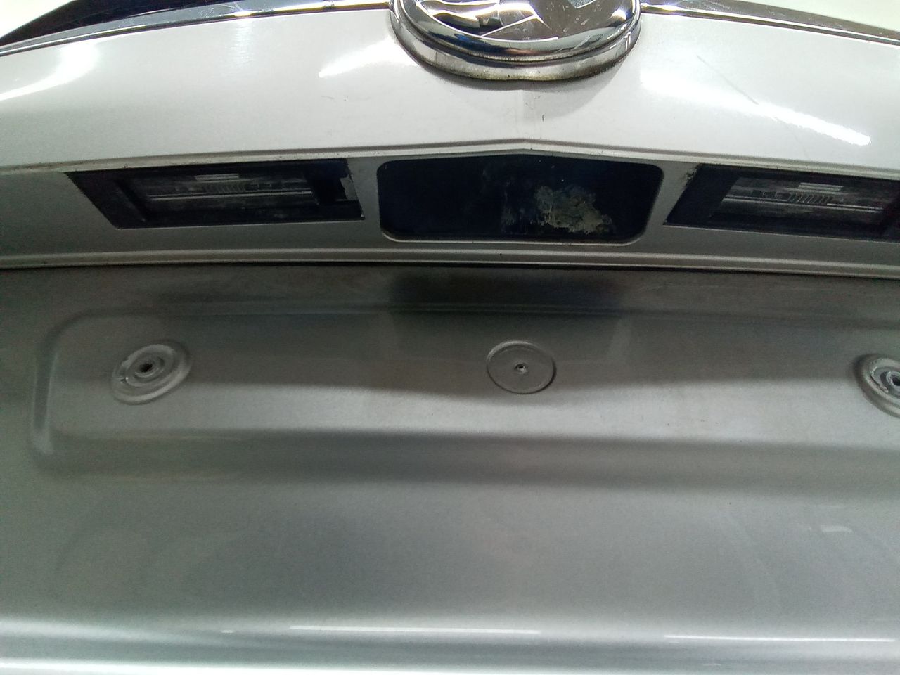 ручка крышки багажника Opel Insignia 1 поколение (A) 2010