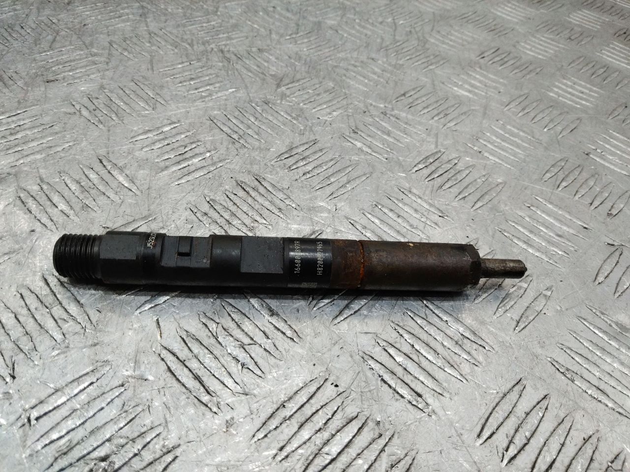 форсунка Renault Megane 3 поколение 2011, 1.5 л., дизель, МКПП, 166000897R, 8200827965