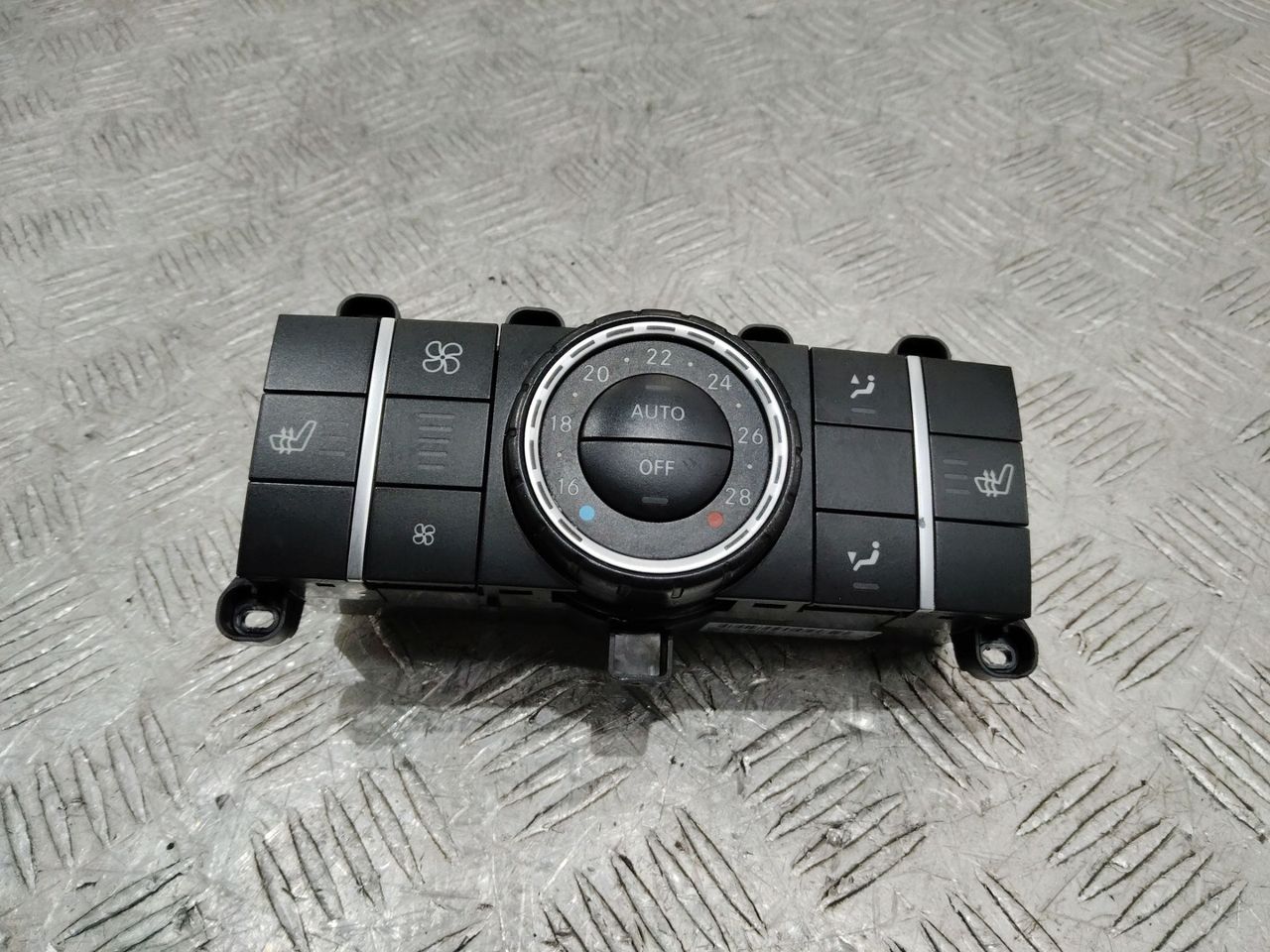 блок управления печки / климат-контроля Mercedes-Benz GL-Класс X166 2016, A1669001505